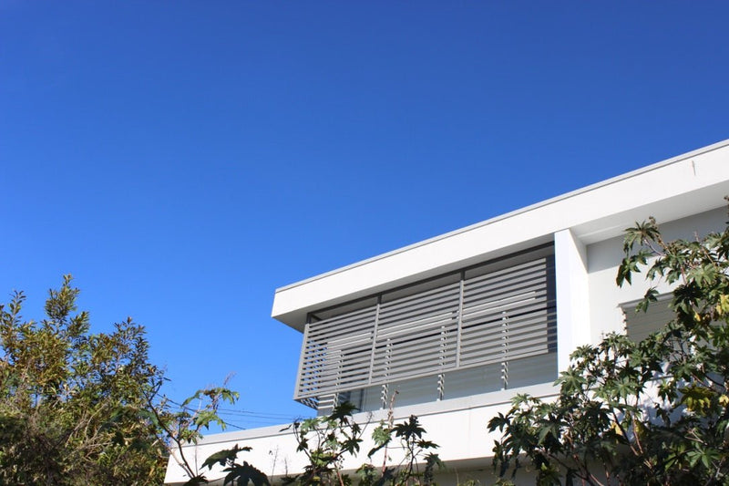 Load image into Gallery viewer, Clik'n'Fit® Aluminium Window Privacy Screens - FLAT SLATS - Suits 1500, 1800 or 2100mm Widths