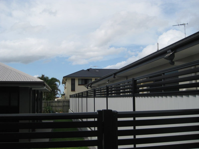 Load image into Gallery viewer, Colorbond Fence Height Extension - 2350mm Wide x 3 Heights. (247mm, 286mm, 300mm)