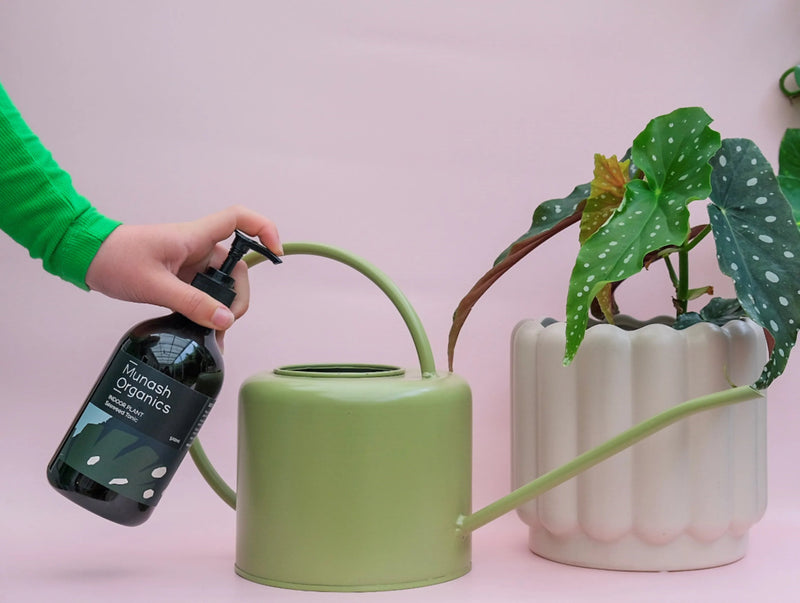 Load image into Gallery viewer, Organic Plant Food Pump Bottle