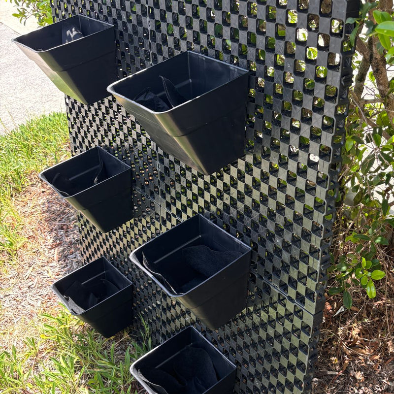 Load image into Gallery viewer, DIY Vertical Garden Kit - 30mm Wall Liner (1150mm W x 1150mm H) - 6 off 4.4 Litre Hanging pots
