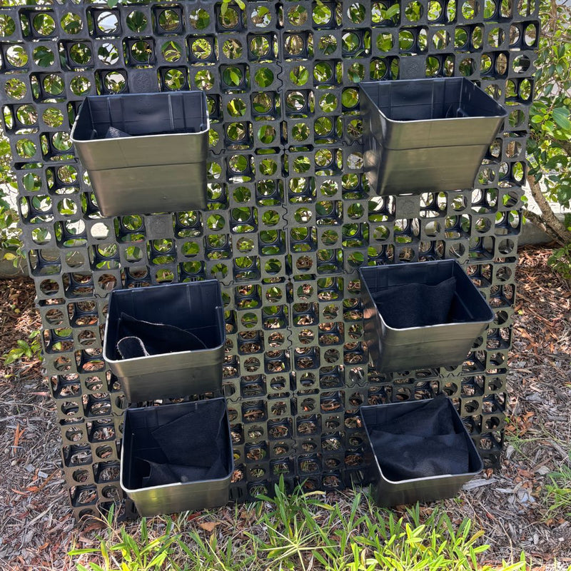 Load image into Gallery viewer, DIY Vertical Garden Kit - 52mm wall liner (960mm x 1040mm) + 6 x 4.4 litre hanging pots
