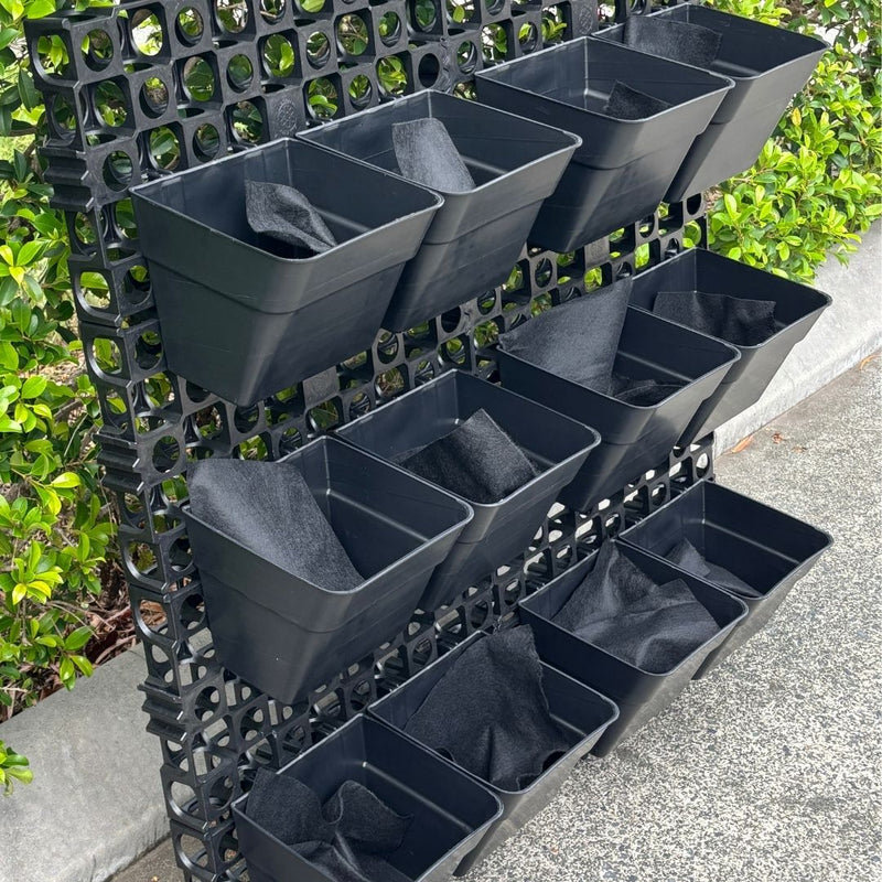 Load image into Gallery viewer, DIY Vertical Garden Kit - 52mm wall liner (960mm x 1040mm) + 12 x 4.4 Litre Hanging Pots
