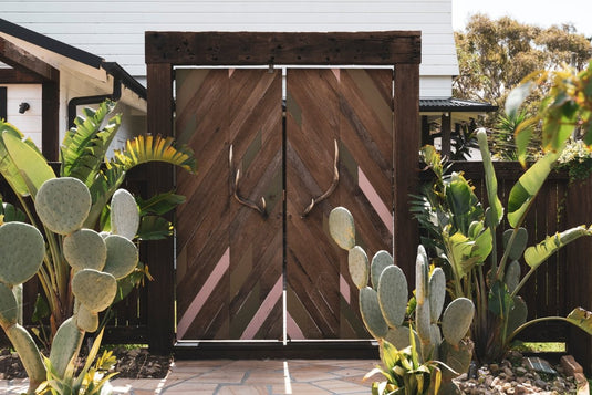 Original Weathered - Faced and Wire Brushed - Recycled Thin Cladding