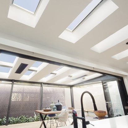 Load image into Gallery viewer, VELUX VCS Solar Powered Skylight (Flat Roof) - VEL-VCS 2222 - Eco Sustainable House
